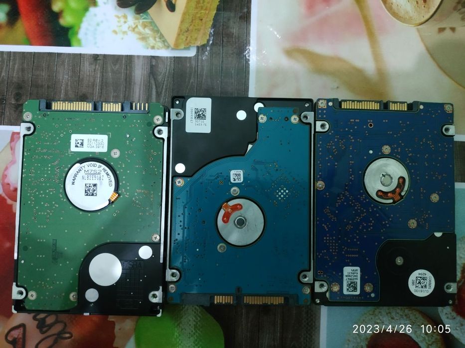 HDD 500, 640 gb sotiladi