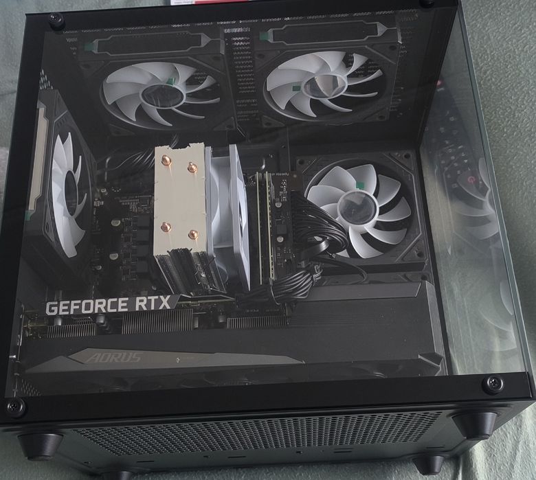 Обменяю компьютер на айфон 15 rtx 3060 ti i5 10400f 32гб оперативы