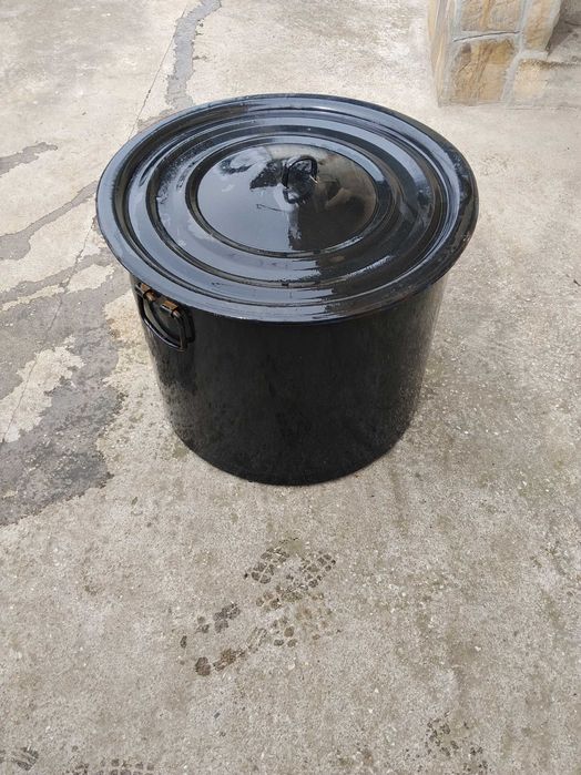 Тенджера за варене на буркани