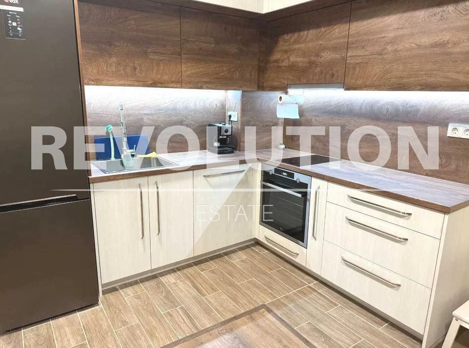 Дава се под наем Двустаен апартамент в Варна, м-т Пчелина - 54 кв.м за 600 € - Снимка #2