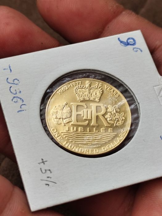 100 златни долара острови Кук
