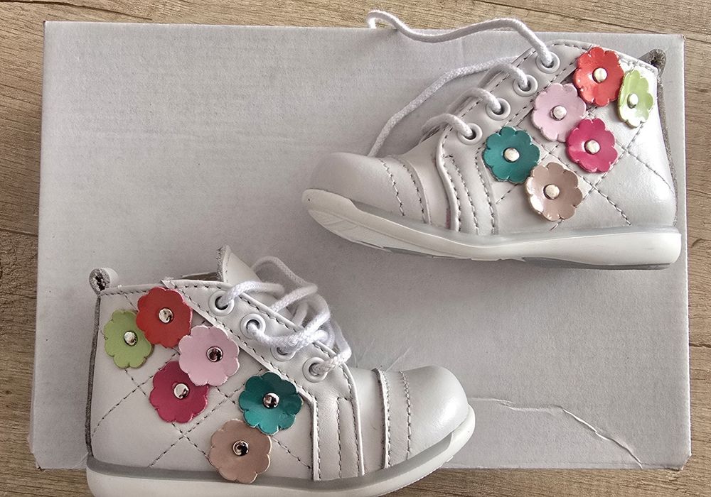 Ghete copii din piele