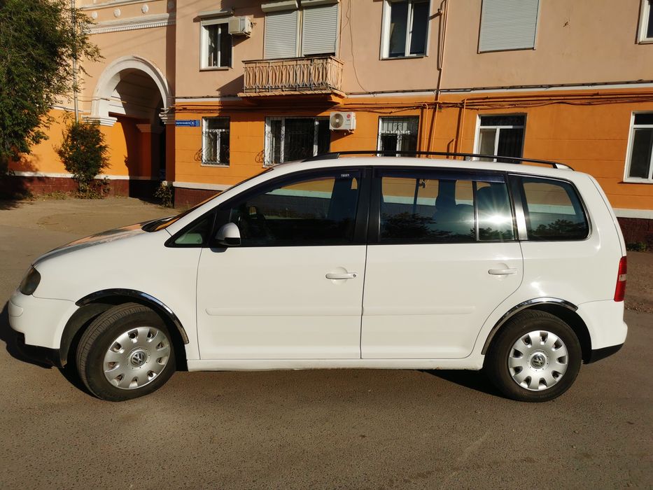 Volkswagen Touran