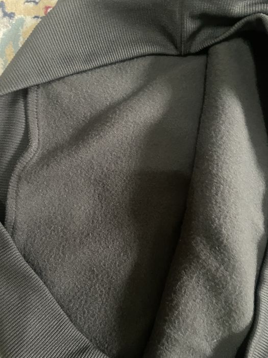 Продам теплую кофту на зиму
