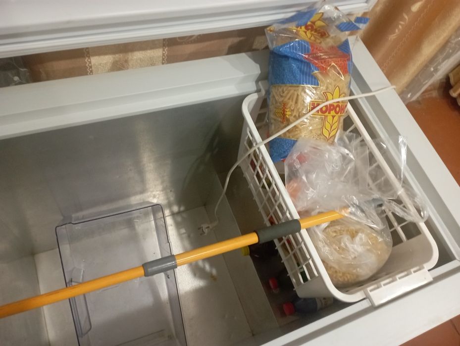 Продам морозильную камеру