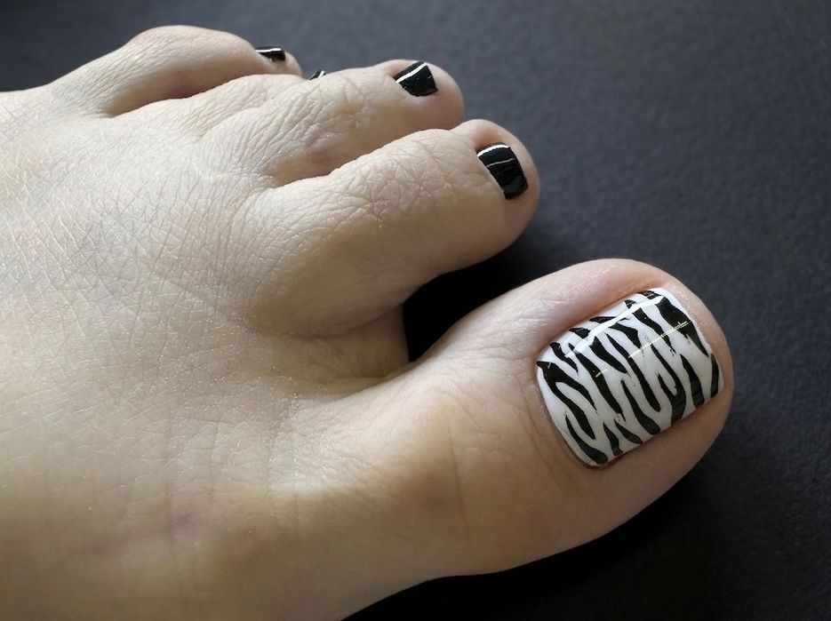 Педикюр, смарт-педикюр, классика