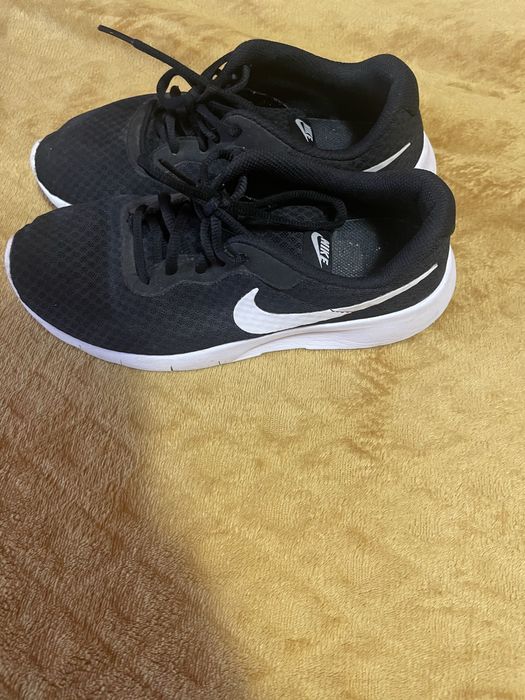 Nike дамски маратонки