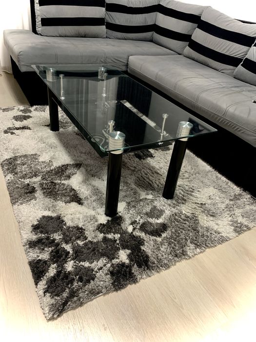 Стъклена холна маса 110/55 см! Като нова!