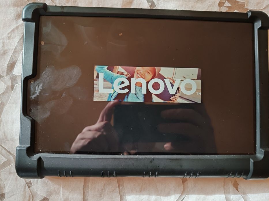 Lenovo yoga 10.1 3/32 gb