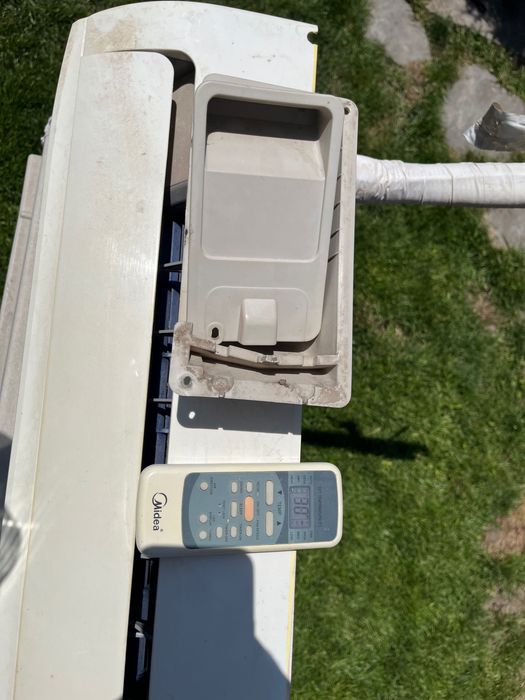 Продавам климатик