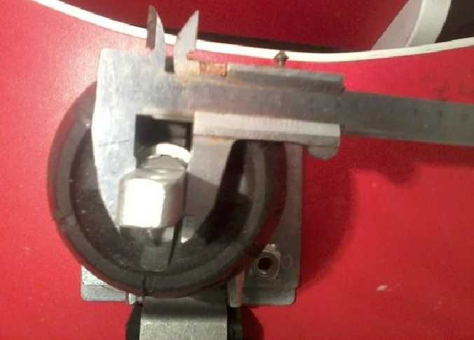 опора двигателя Ford SEAT VW Volkswagen