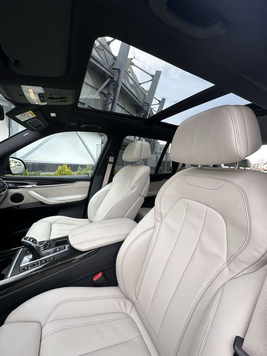 De vanzare BMW X5  M50d