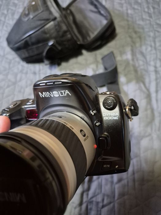 Minolta 800 SI obiectiv 25-80 mm