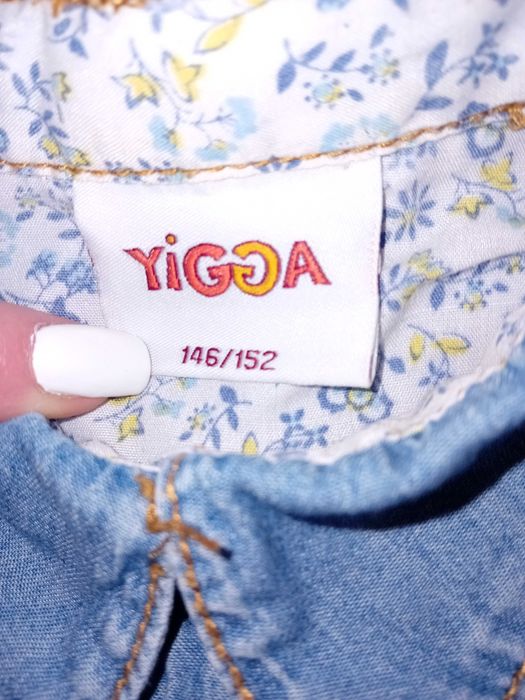 Риза  за  момиче