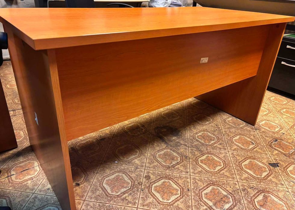 Офис мебели - втора употреба