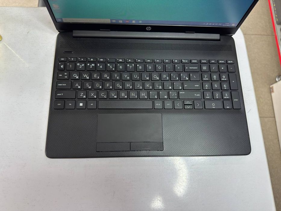 HP office noutbuk seleron N4120 ddr4 8/256 SSD holati ideal