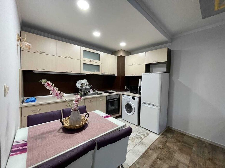 Продава се Двустаен апартамент в Пловдив, Мараша - 81 кв.м за 1007 €/кв.м - Снимка #4