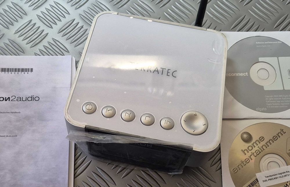 Мрежов аудио плейър TerraTec NOXON 2 Audio – Wi-Fi / LAN / Интернет р