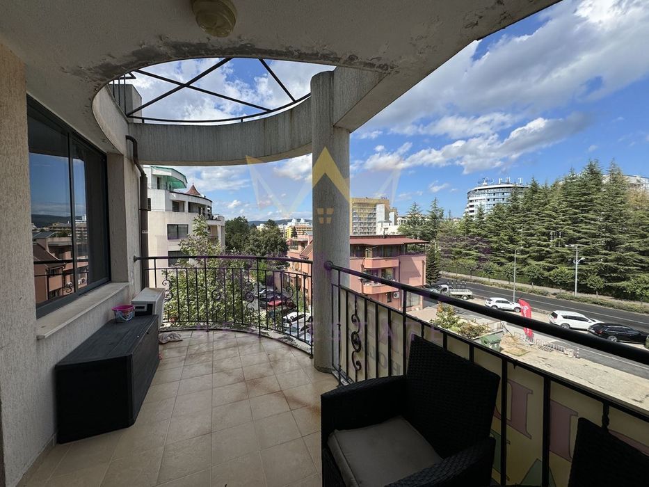 Продава се Тристаен апартамент в к.к. Слънчев бряг - 113 кв.м за 406 €/кв.м - Снимка #8