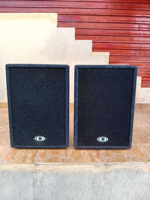 Cuti  boxe dynacord f120 originale