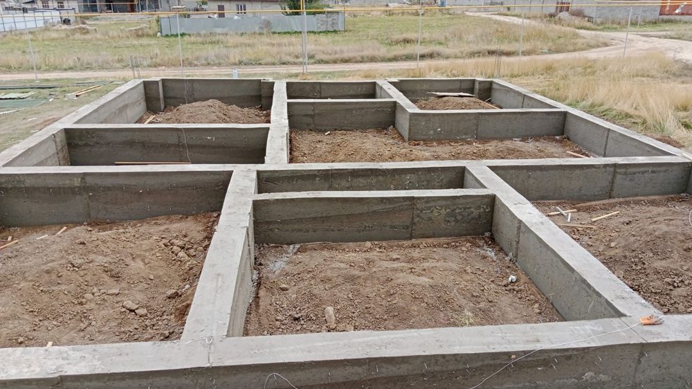 Заливка фундаментов