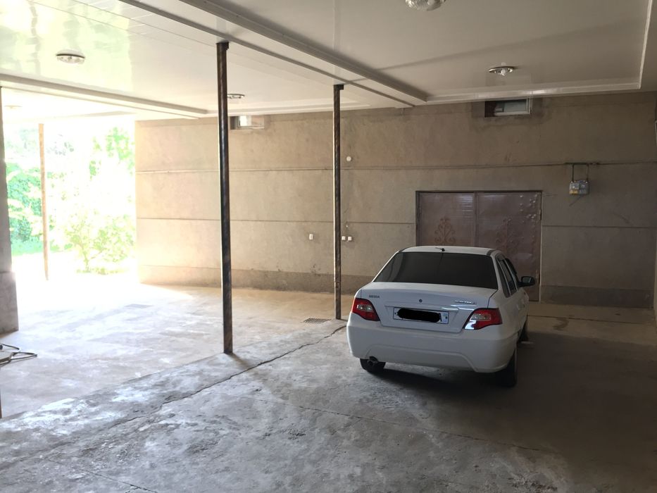 Продаётся частный дом-дача, ,8 сот,10 ком., 2этаж. Кибрай ,