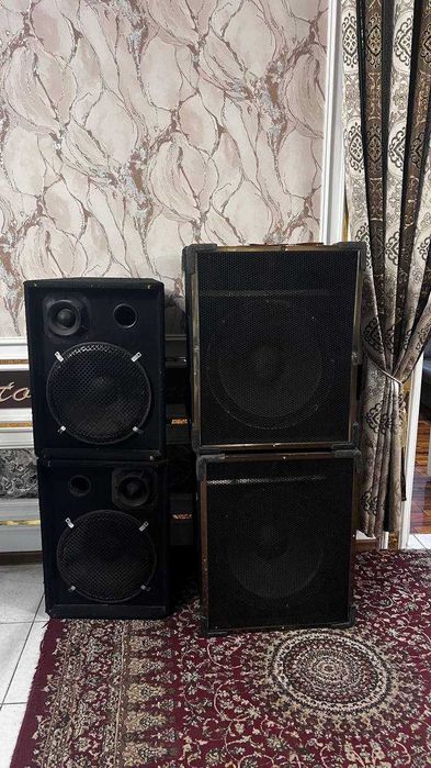 DJ комплект: усилитель, колонки, пульт, стойки, микрофон