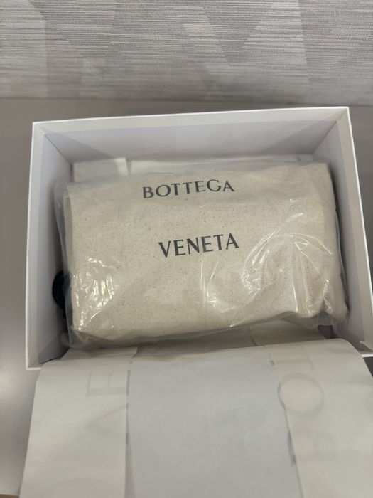 Bottega Veneta клатч