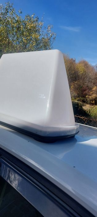 Рекламни табели за кола