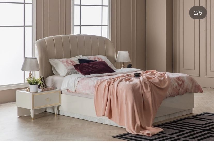 Спальный гарнитур