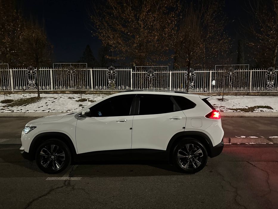 Продам Tracker 2 2020