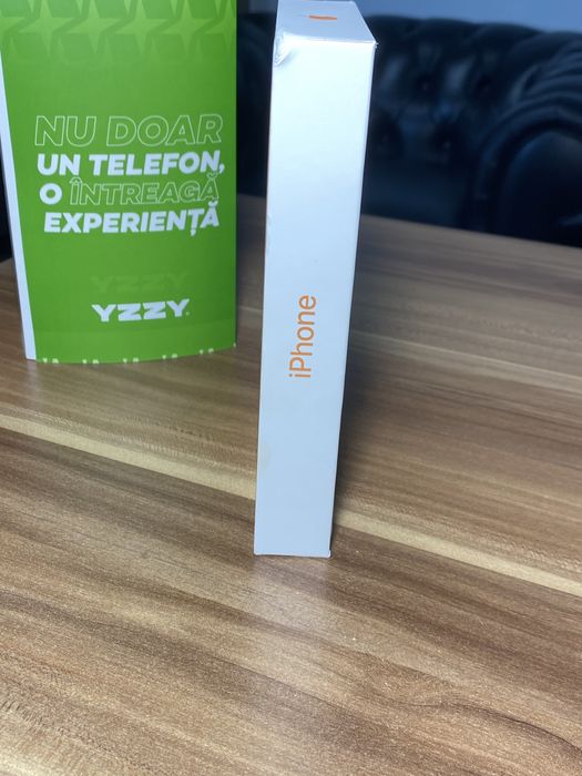 iPhone 17 Pro Max • 256 GB • Cosmic Orange