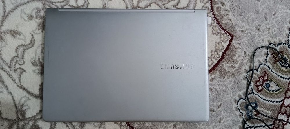 Noutbuk Samsung kompyuter