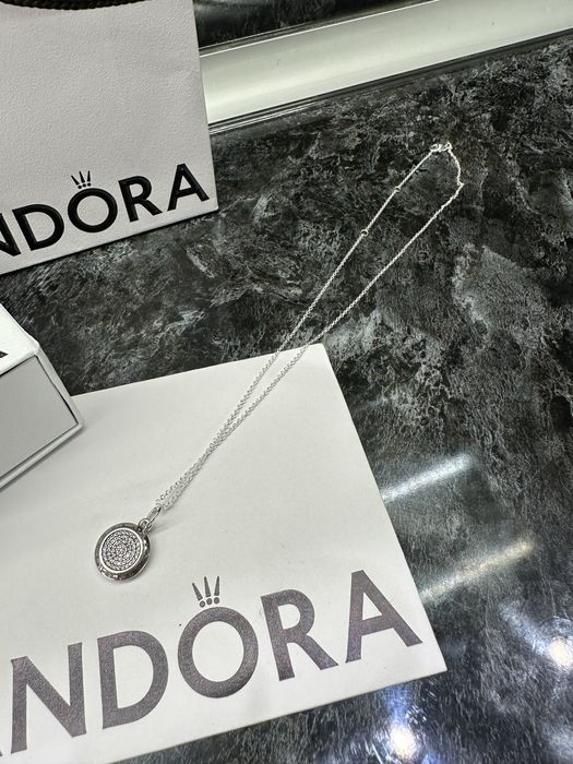 Пандора Колие