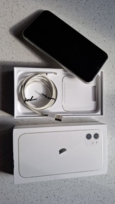 iPhone 11  128 GB
