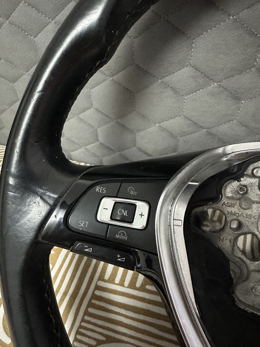 Volan Volkswagen Passat B8 / B6 / B7 / Golf VII / CC //