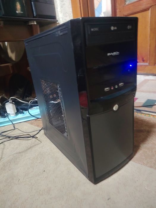 Компьютер  i3 CPU кейс