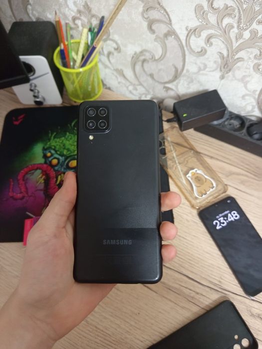 Обмен,продажа самсунг А12 64гб