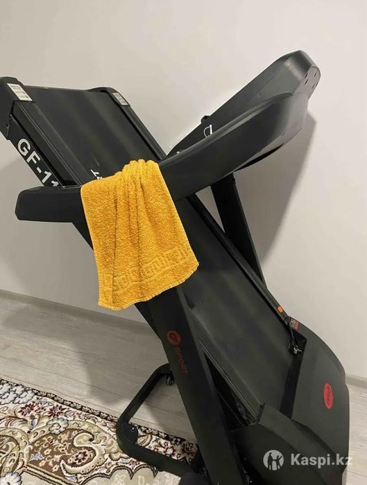 Беговая дорожка полупрофисиональная