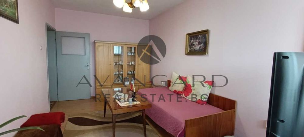 оф.25549 Тристаен с четири отделни стаи/ Торо Гранде