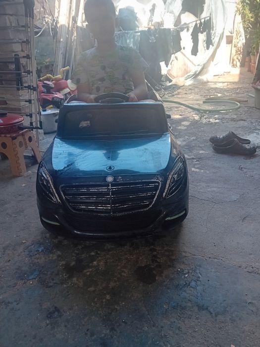 Детска кола Мерцедес 600S