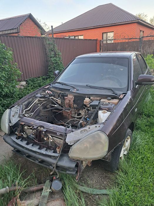Авто приора и Газ