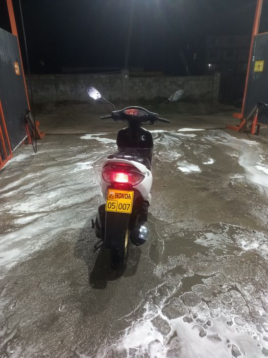 Мопед Honda dio z4