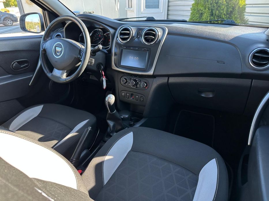 Dacia Sandero Stepway - 2013 euro 5 0.9 tce- nr roși valabile