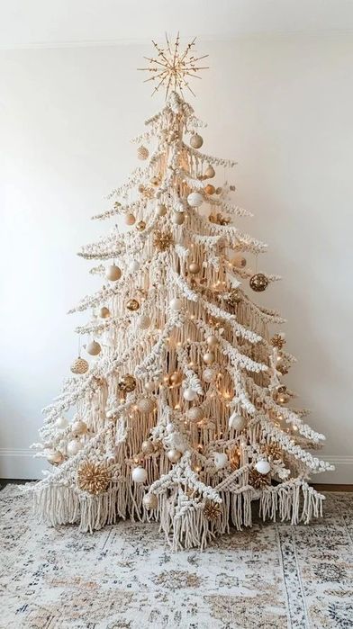 Плетёная интерьерная Ёлка