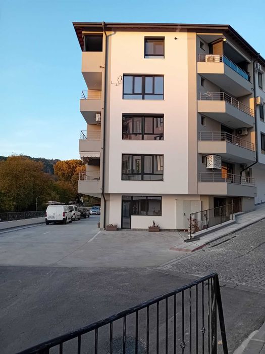 Продава се Четиристаен апартамент в Сандански - 82 кв.м за 1190 €/кв.м - Снимка #2