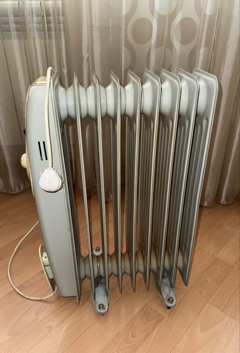 Масляный обогреватель Scarlett