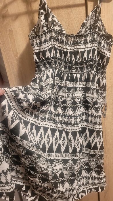 Rochii de vară, diverse modele 44/46