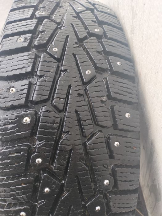 Продам резину с дисками r15 4*114,3