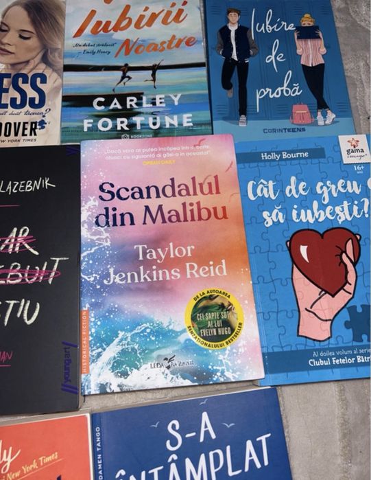 Carti pentru adolescenti(pretul difera la fiecare carte)